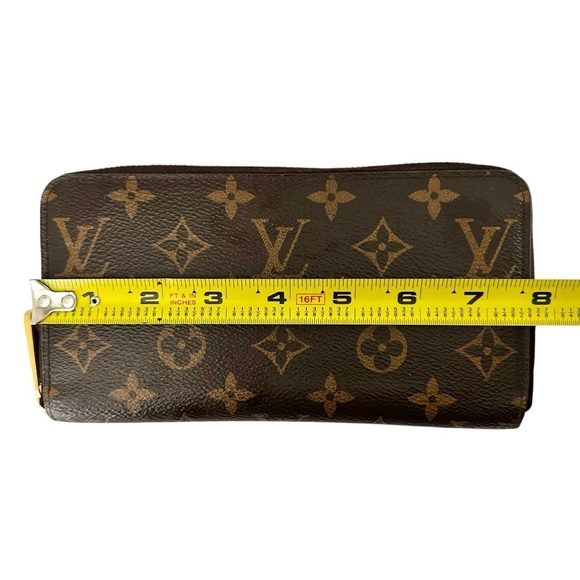 Louis Vuitton Monogram Leather Long Zippy Wallet - Picture 12 of 15